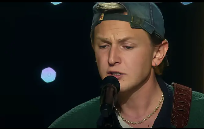 A recent performance on The Voice Norway has been captivating audiences globally, thanks to the incredible talent of contestant Jørgen Dahl Moe.