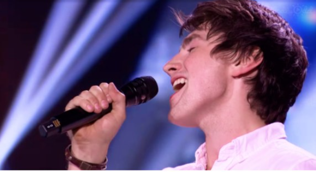 Simon Cowell says this 21-year-old Irish plumber has the best voice he’s ever heard from a singer.